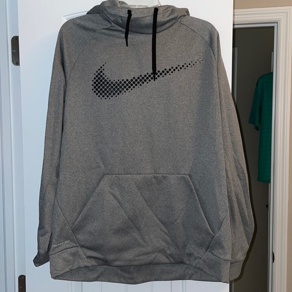 Nike Therma-Fit Hoodie - Picture 1 of 3